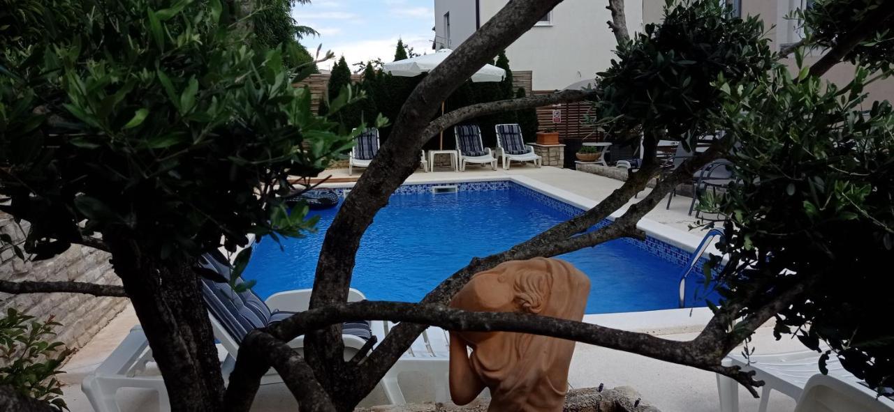 Villa Gregovica &T 2 Pula Eksteriør billede